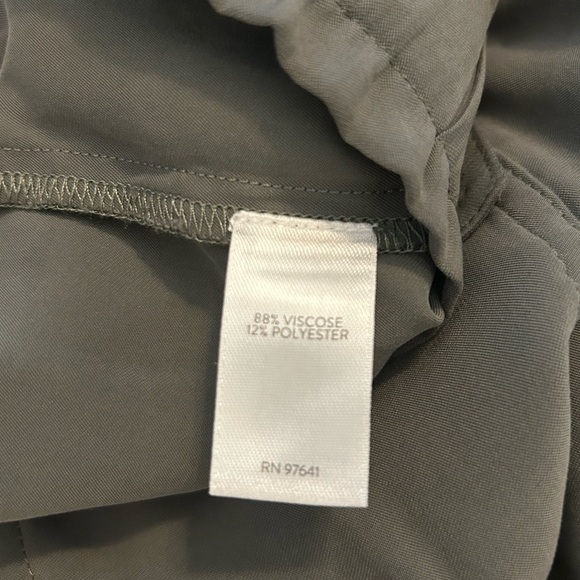 J. Jill viscose utility belted skirt - Picture 6 of 7